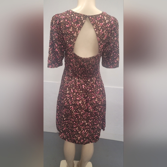 Old Navy M Mini Dress Rayon India Partial Elastic Smocked Back Short Sleeve - Picture 2 of 4